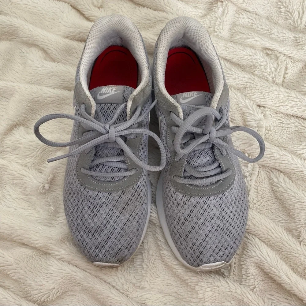 Nike Roshe grey women's sneakers